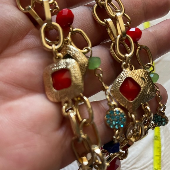 Vintage‎ gold-toned three strand necklace multi-colored faceted acrylic beads - Picture 3 of 7